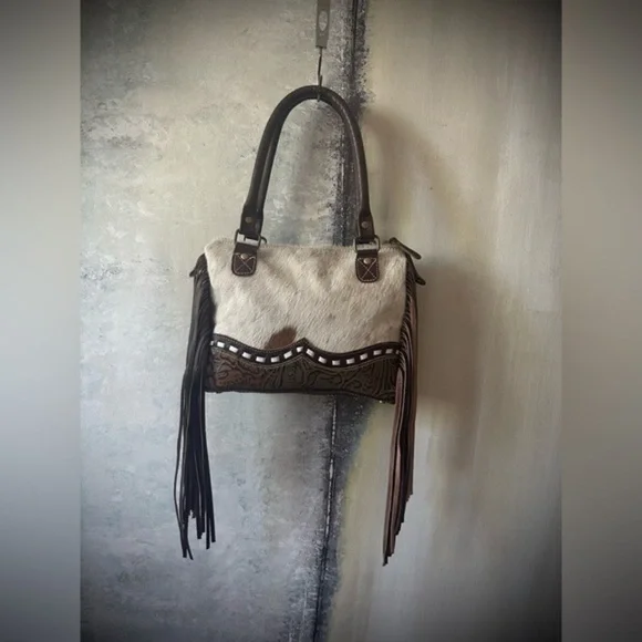 Brown and Cream Leather Fringe Handbag - Picture 2 of 9